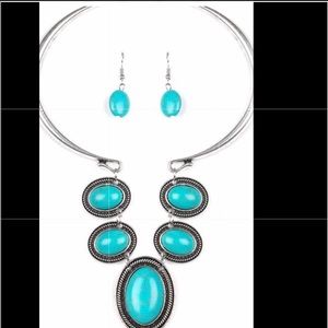 Professional Look Glamorous Teal Necklace